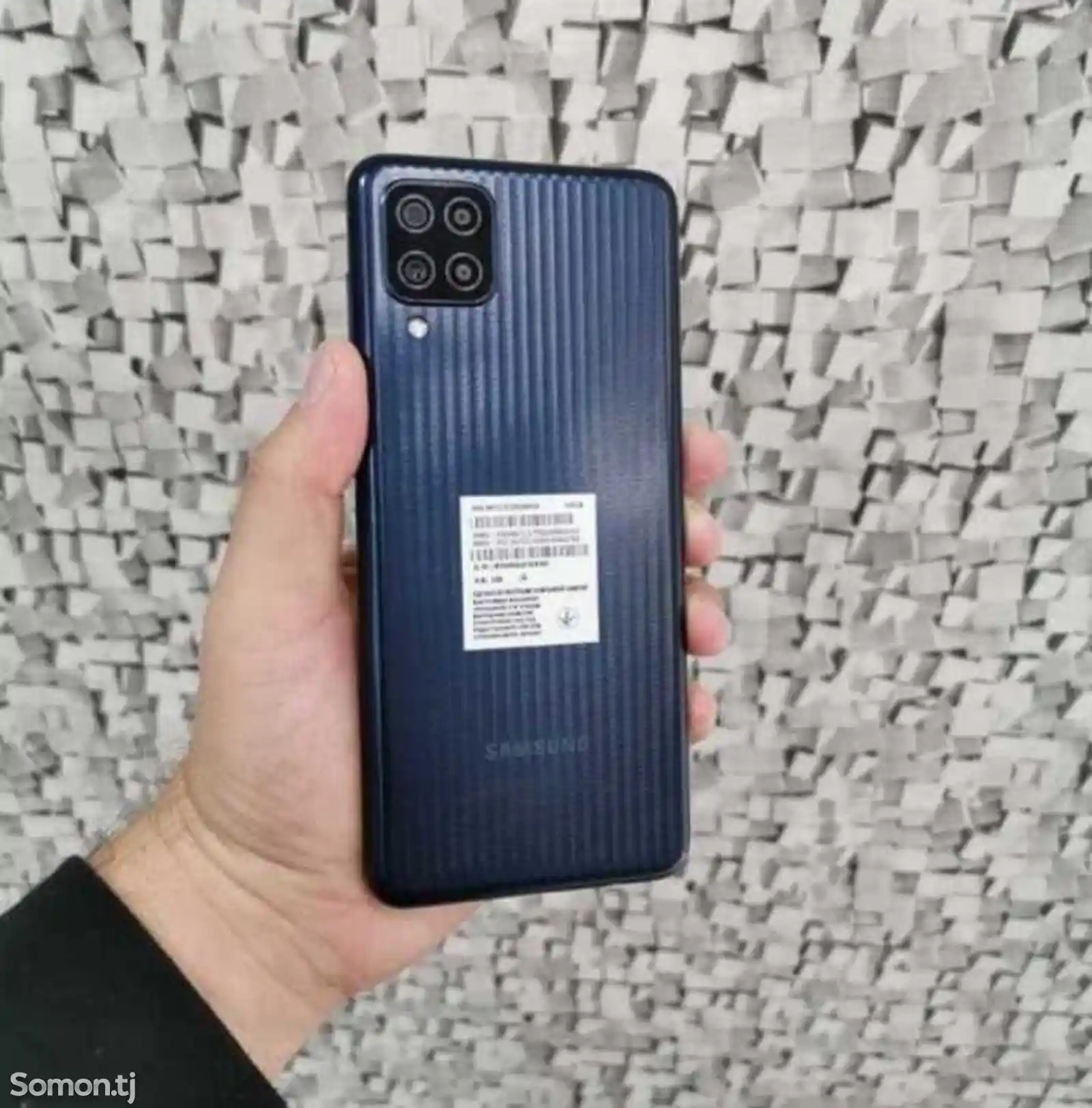 Samsung Galaxy M12-1