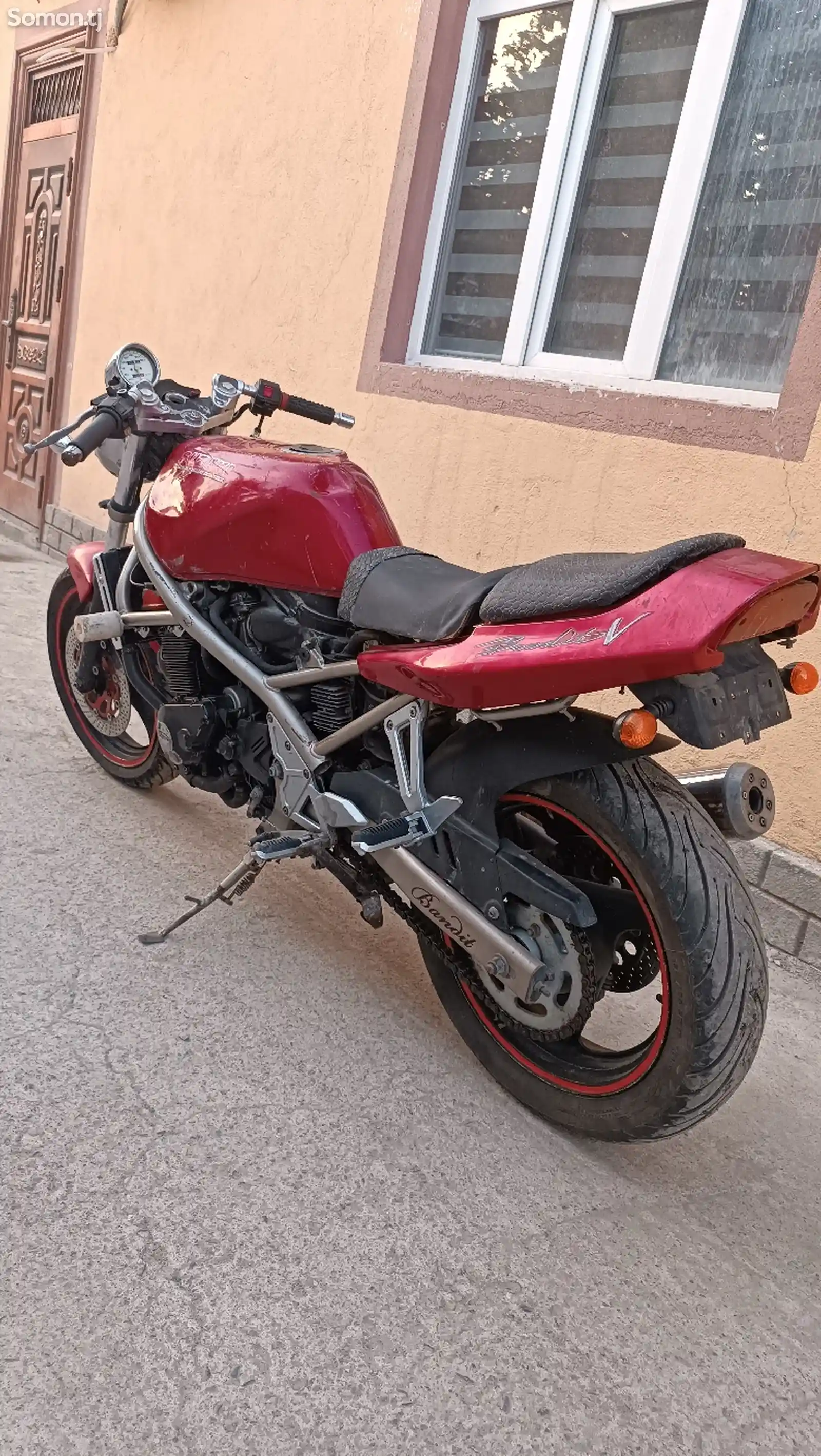 Мотоцикл Suzuki bandit 400куб-8