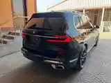 BMW X7, 2024-6