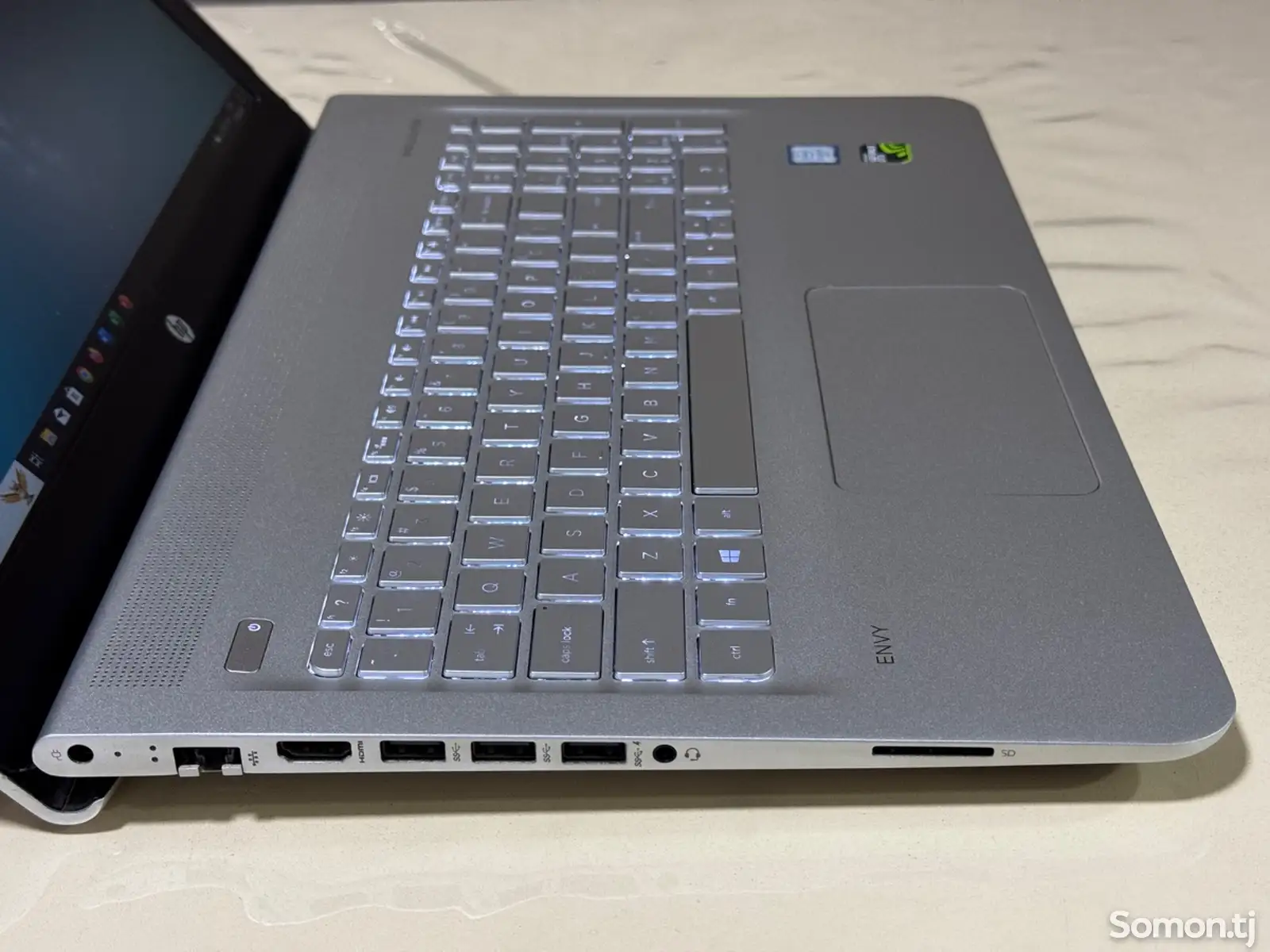 Ноутбук HP Envy 15 i5-6gen-4