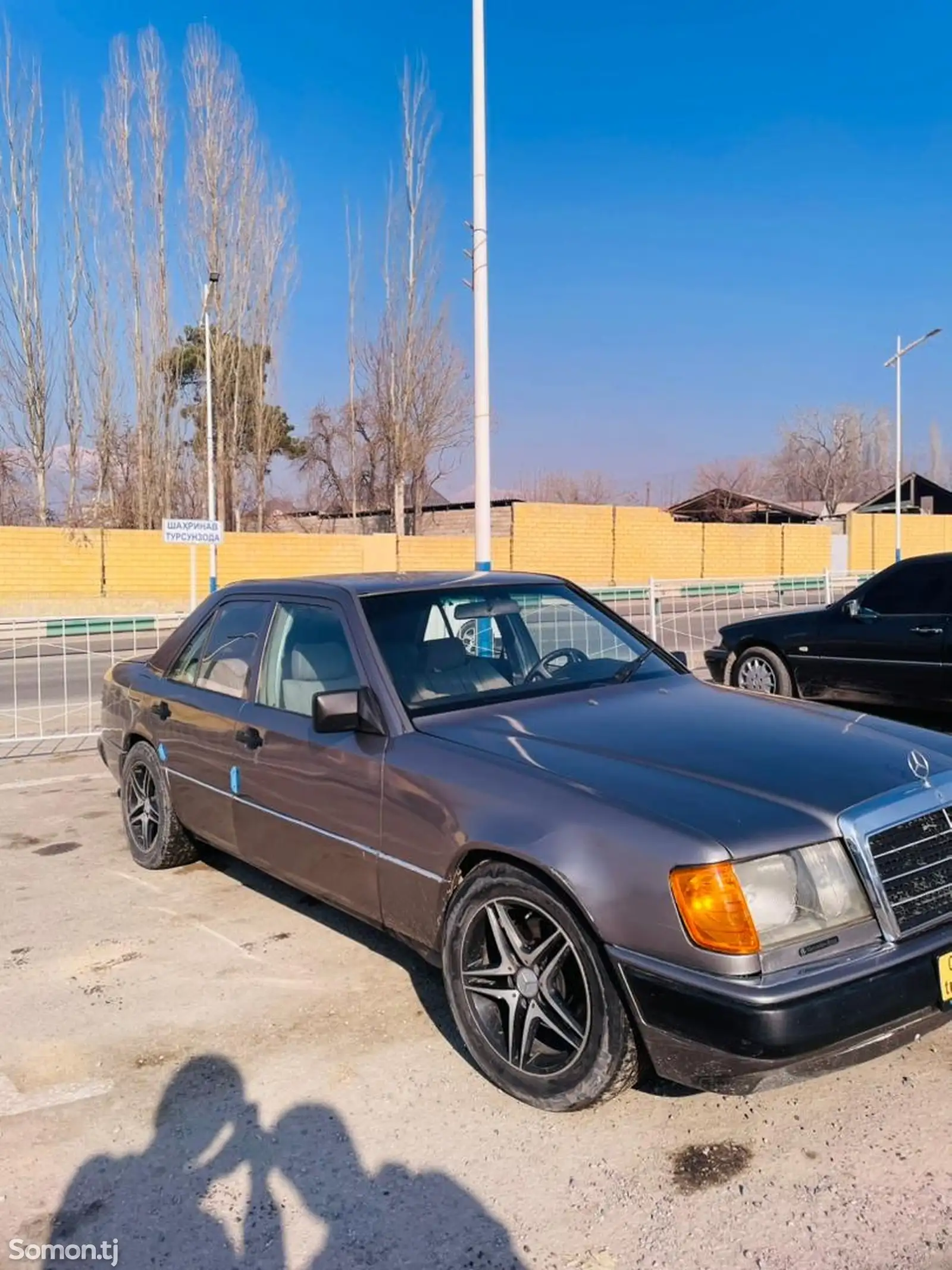 Mercedes-Benz W124, 1988-1