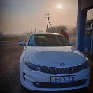 Kia K5, 2016