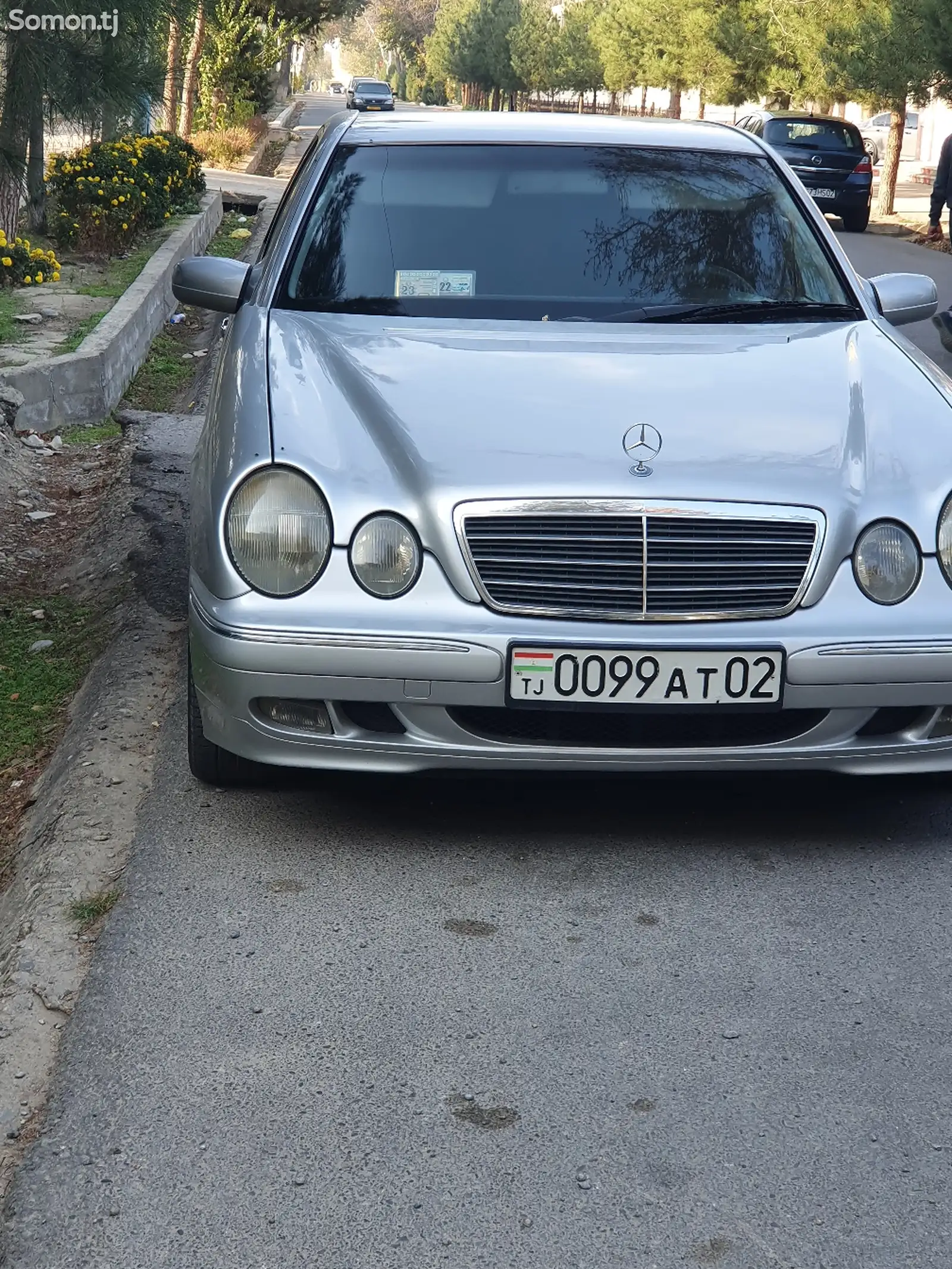 Mercedes-Benz E class, 2000-4