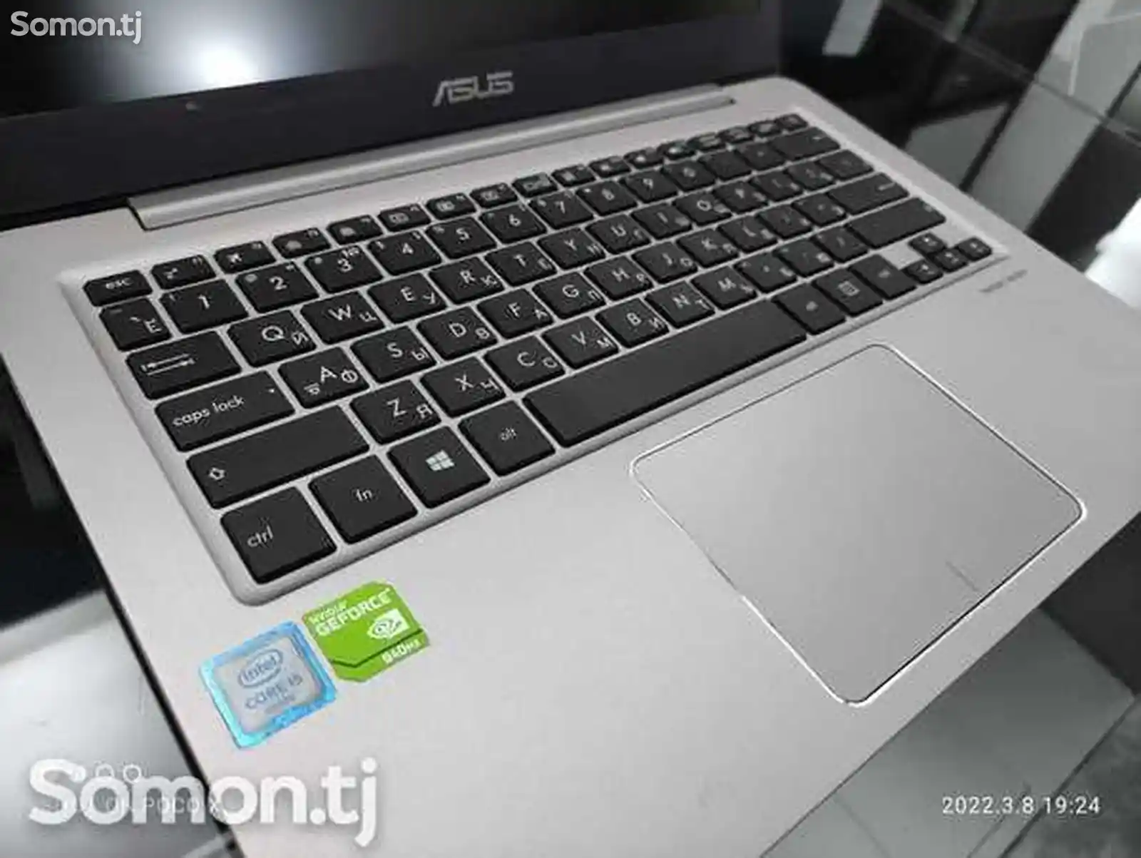Ноутбук ASUS Zenbook UX310UQ Core i5-6200U 8GB/128GB SSD-3