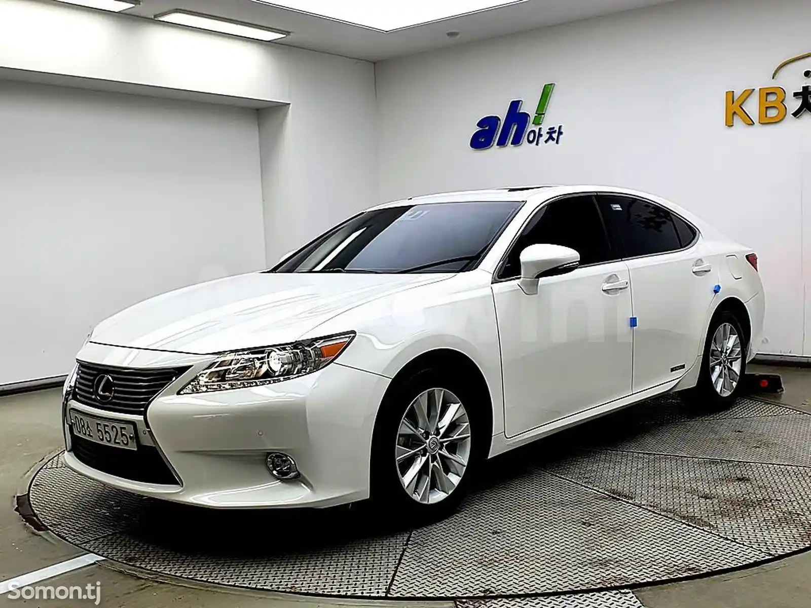 Lexus ES series, 2014-2