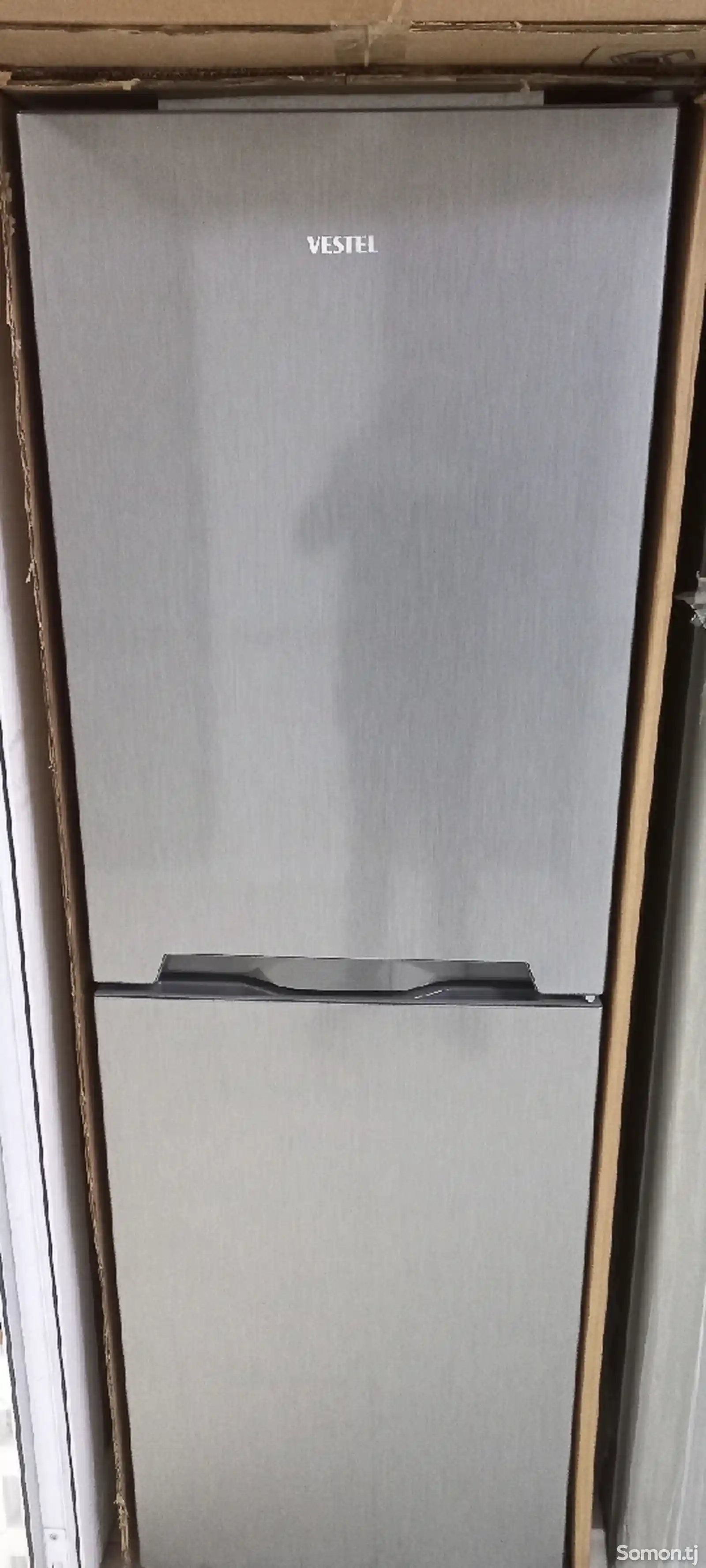 Холодильник Vestel RF370 Nofrost-1