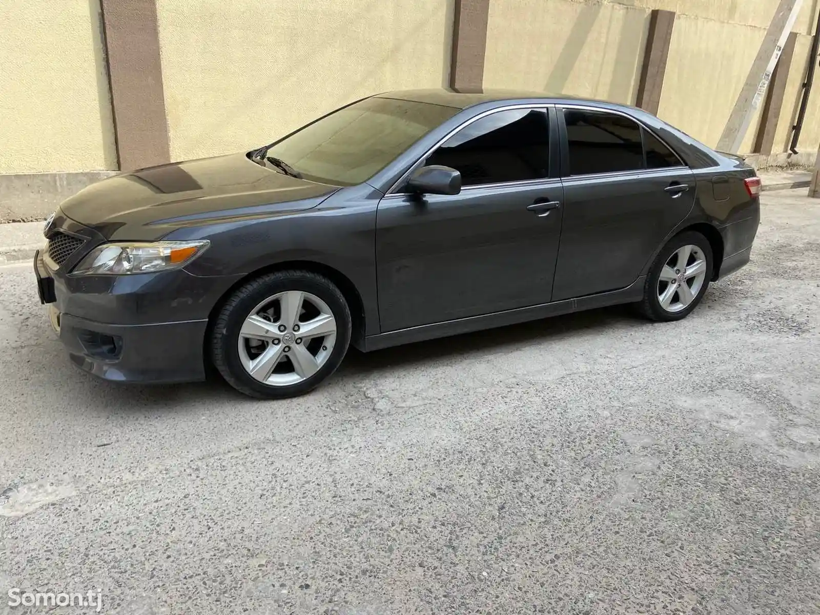 Toyota Camry, 2010-7