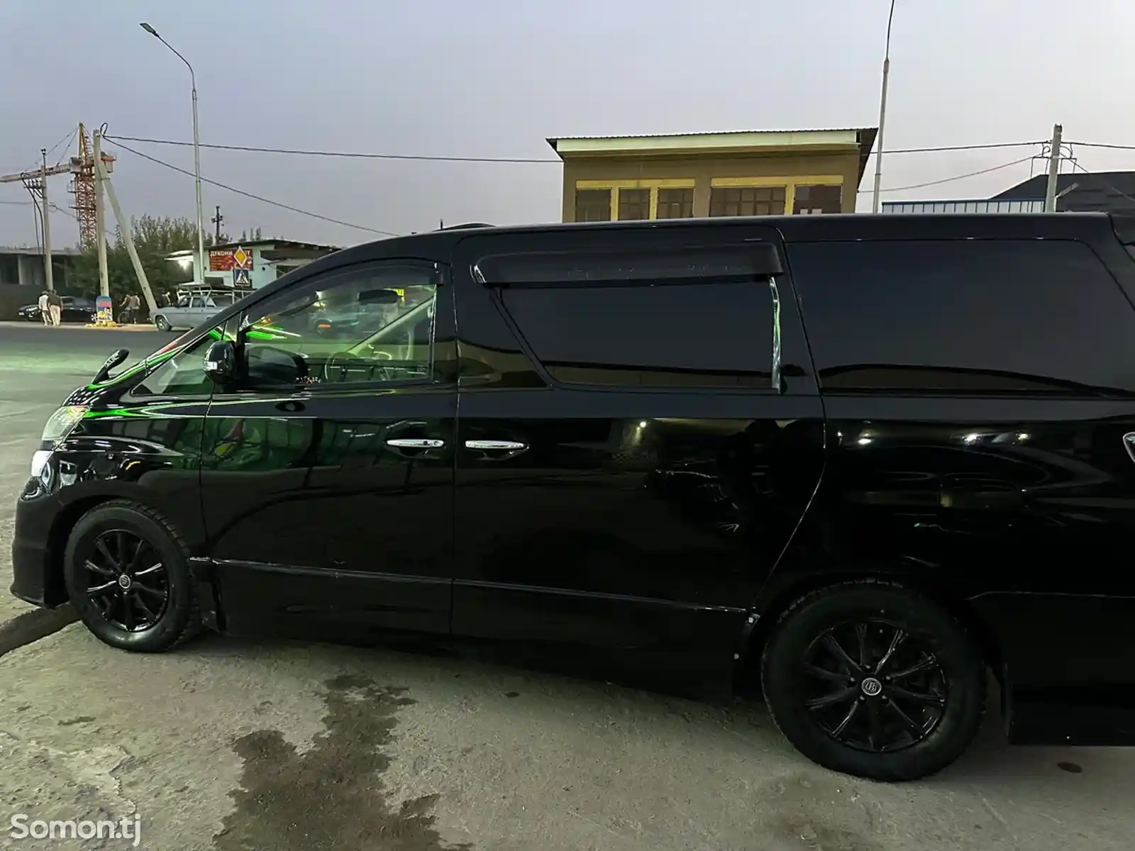 Toyota Vellfire, 2014-9