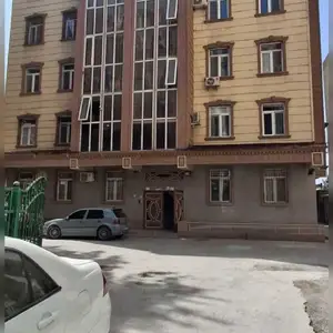 2-комн. квартира, 1 этаж, 60м², Шохмансур, голубой экран