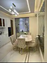 3-комн. квартира, 4 этаж, 100м², Голубой Экран-3