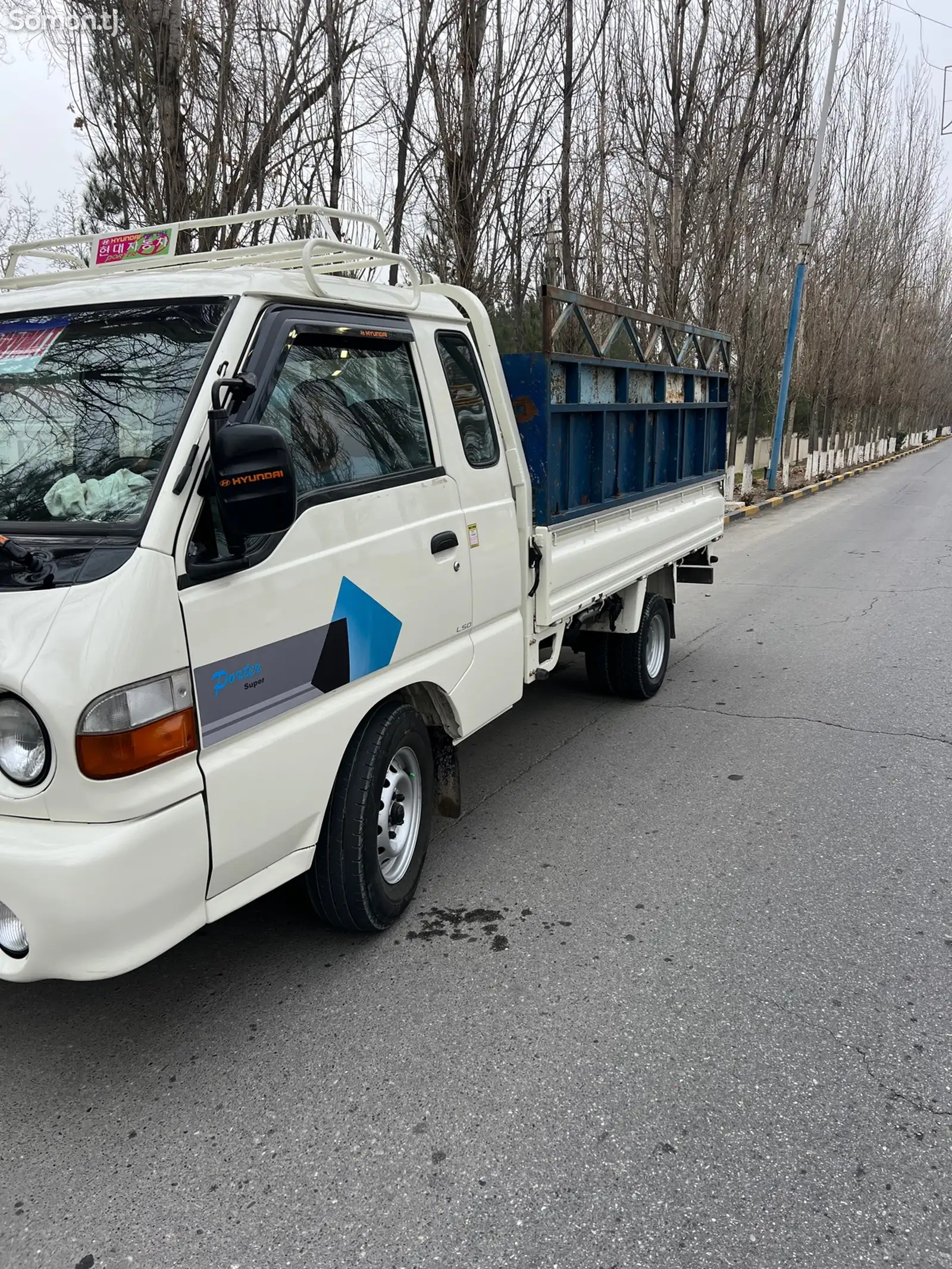 Бортовой автомобиль Hyundai Porter, 2002-1