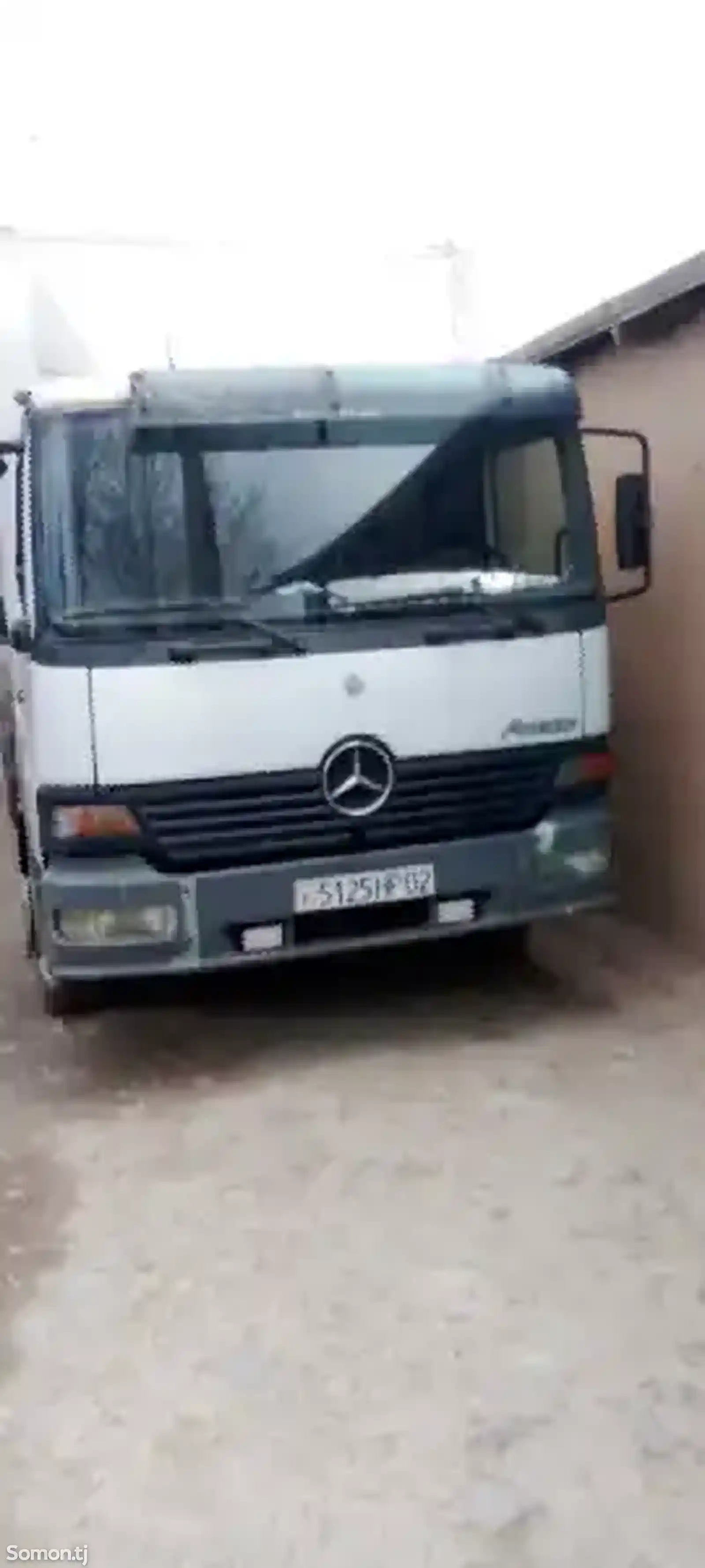 Грузовик Mercedes-Benz Atego, 2001-2