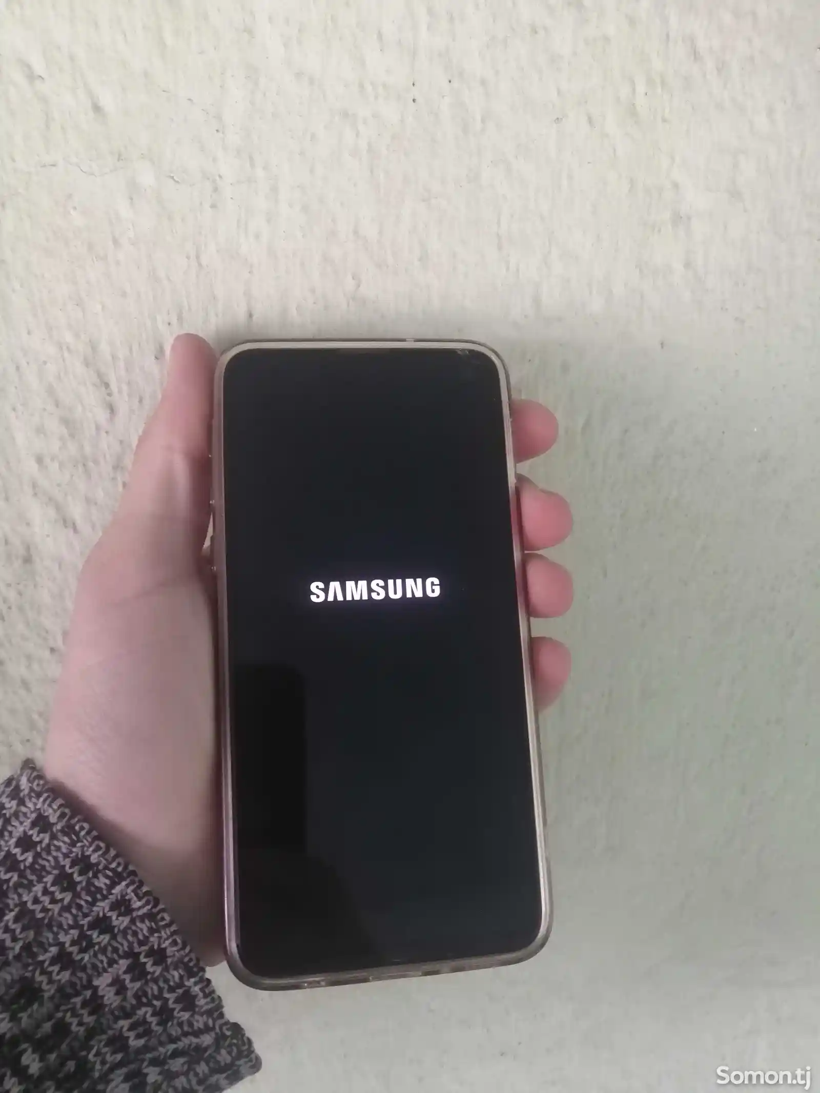 Samsung Galaxy S10e-1