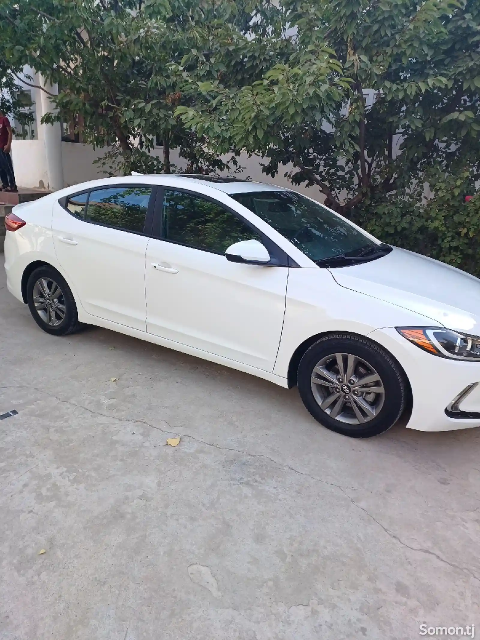 Hyundai Elantra, 2017-4