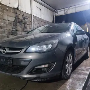 Opel Astra J, 2015