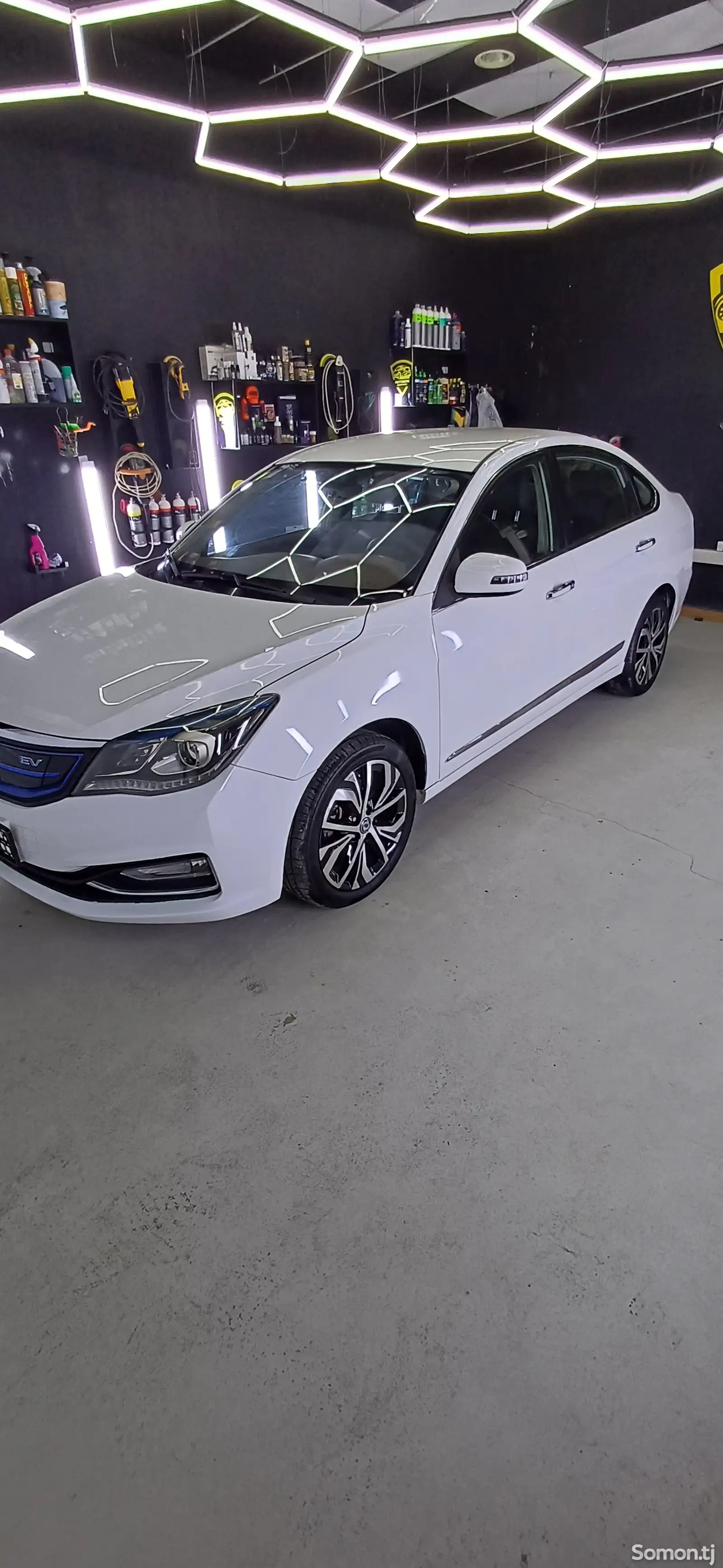 BYD E2, 2020-1