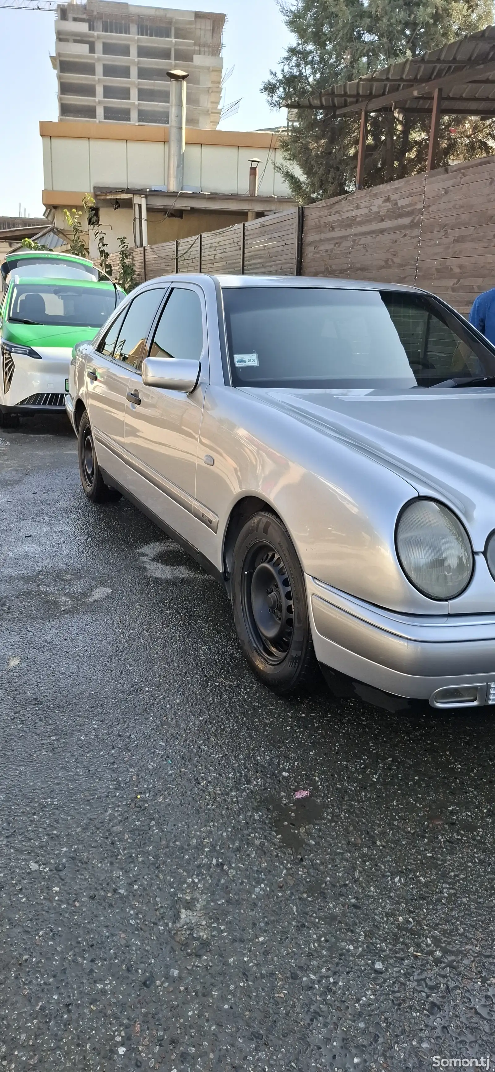 Mercedes-Benz E class, 1995-8