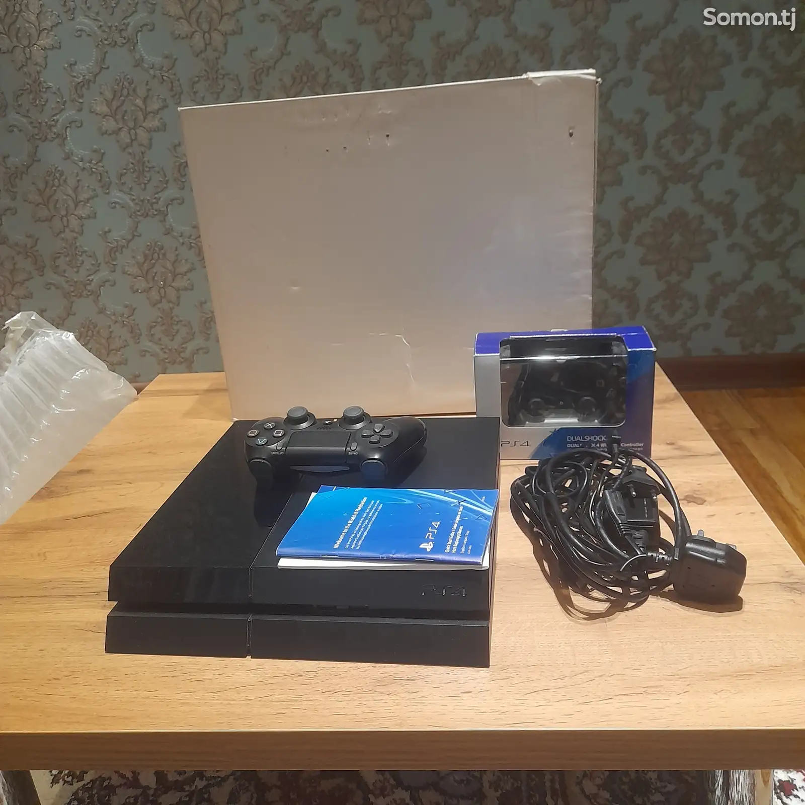 Игровая приставка Sony PlayStation 4 PS4 500 GB-1