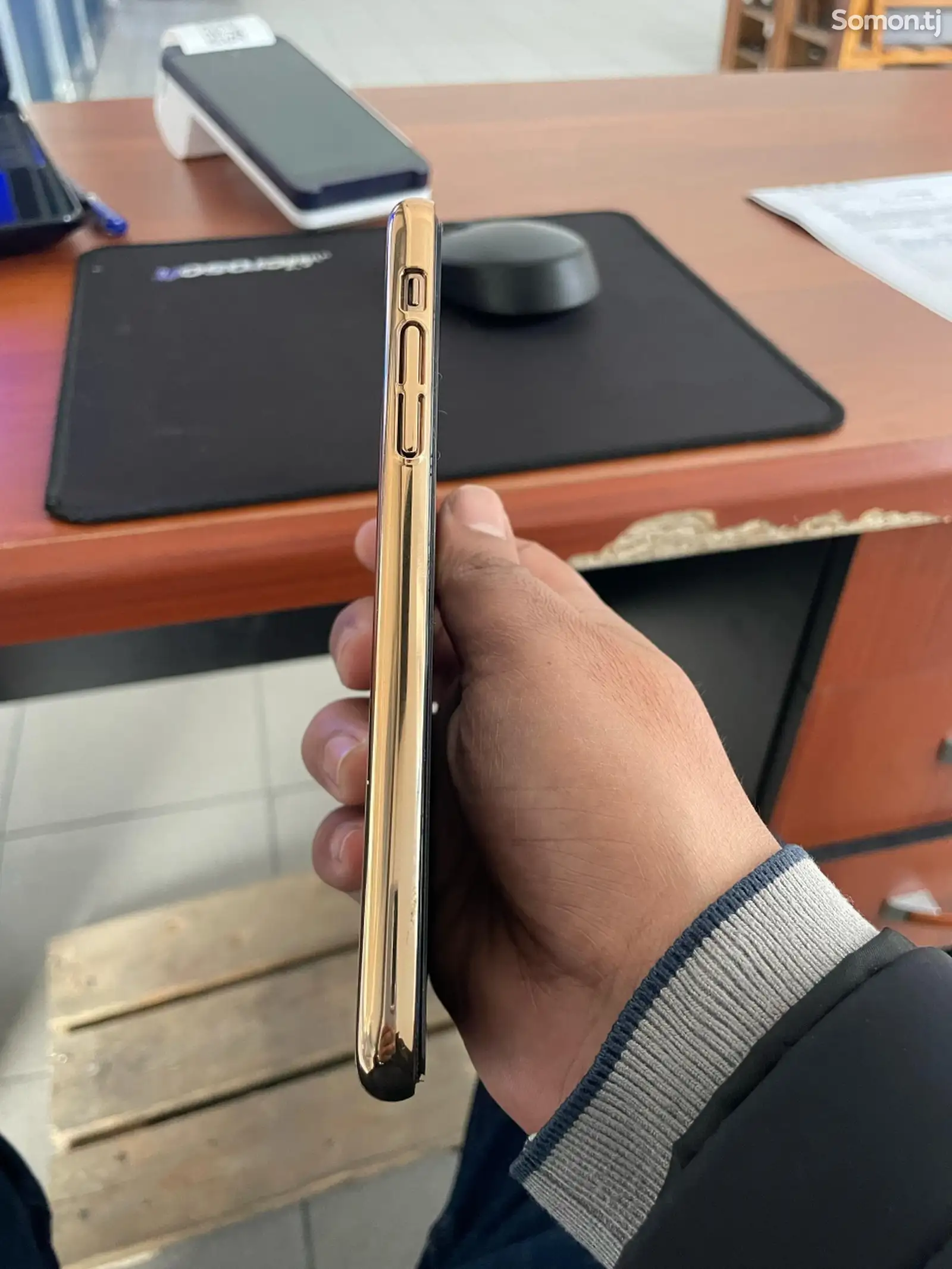 Apple iPhone 11 Pro Max, 256 gb, Gold-1