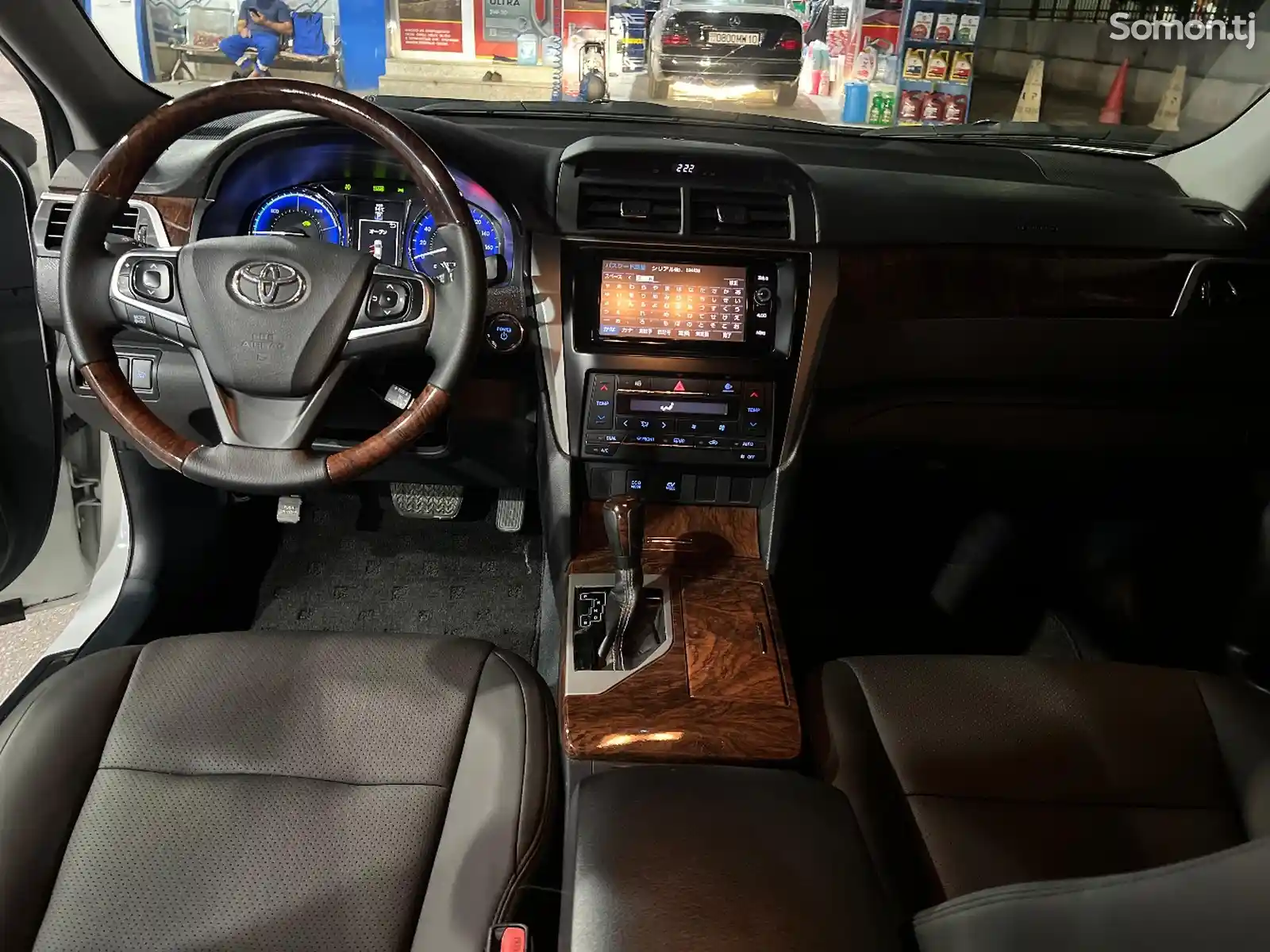 Toyota Camry, 2015-12