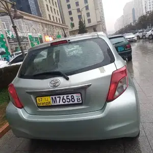 Toyota Vitz, 2012