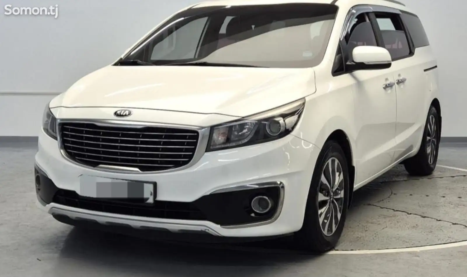 Kia Carnival, 2015-1