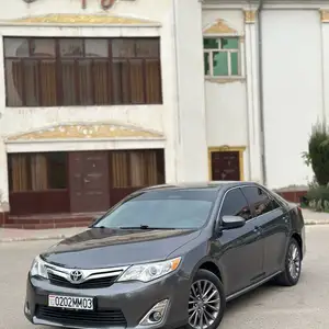 Toyota Camry, 2012