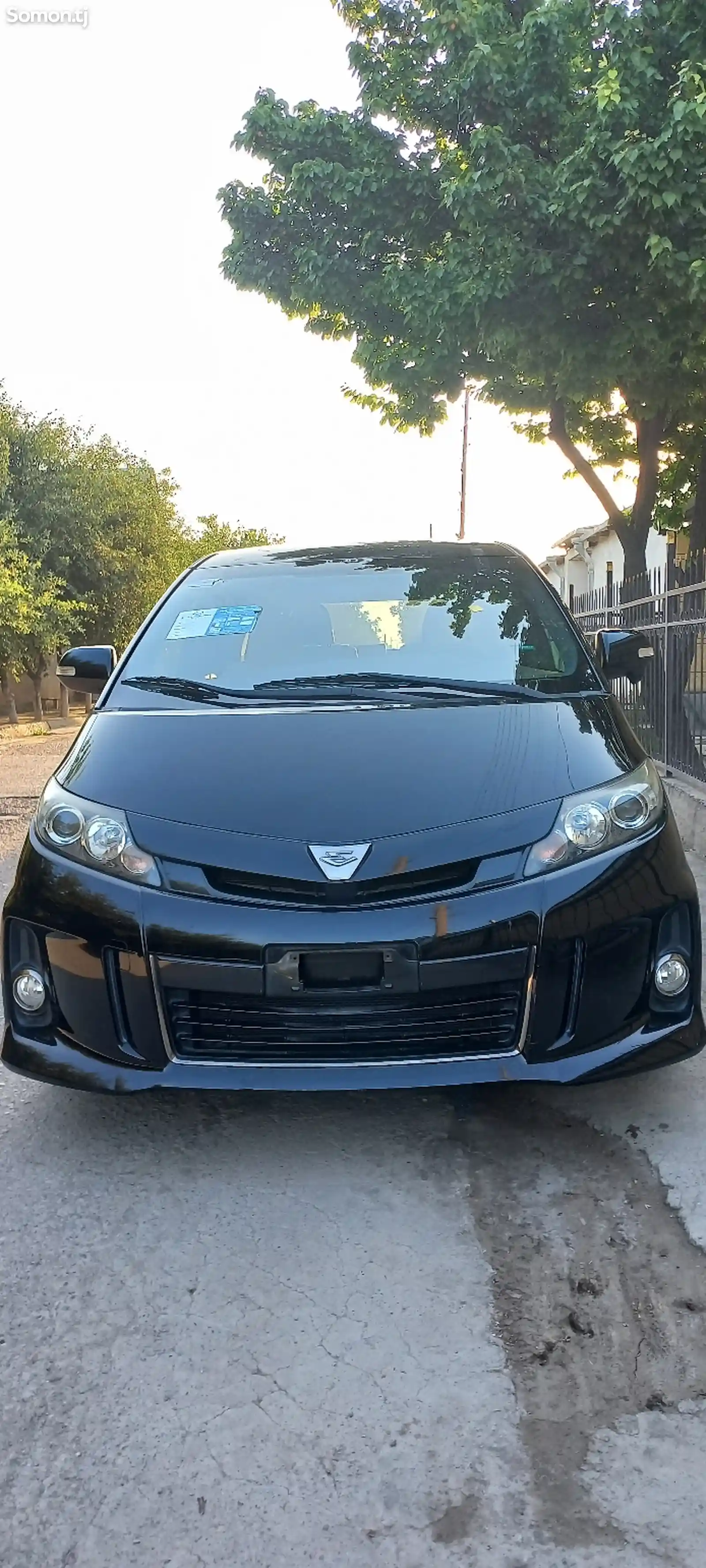 Toyota Estima, 2015-4