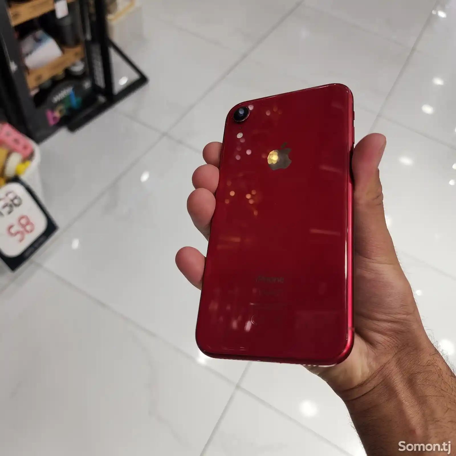 Apple iPhone Xr, 64 gb, Product Red-2