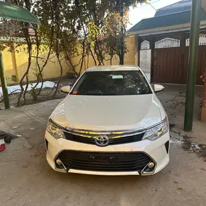 Toyota Camry, 2015