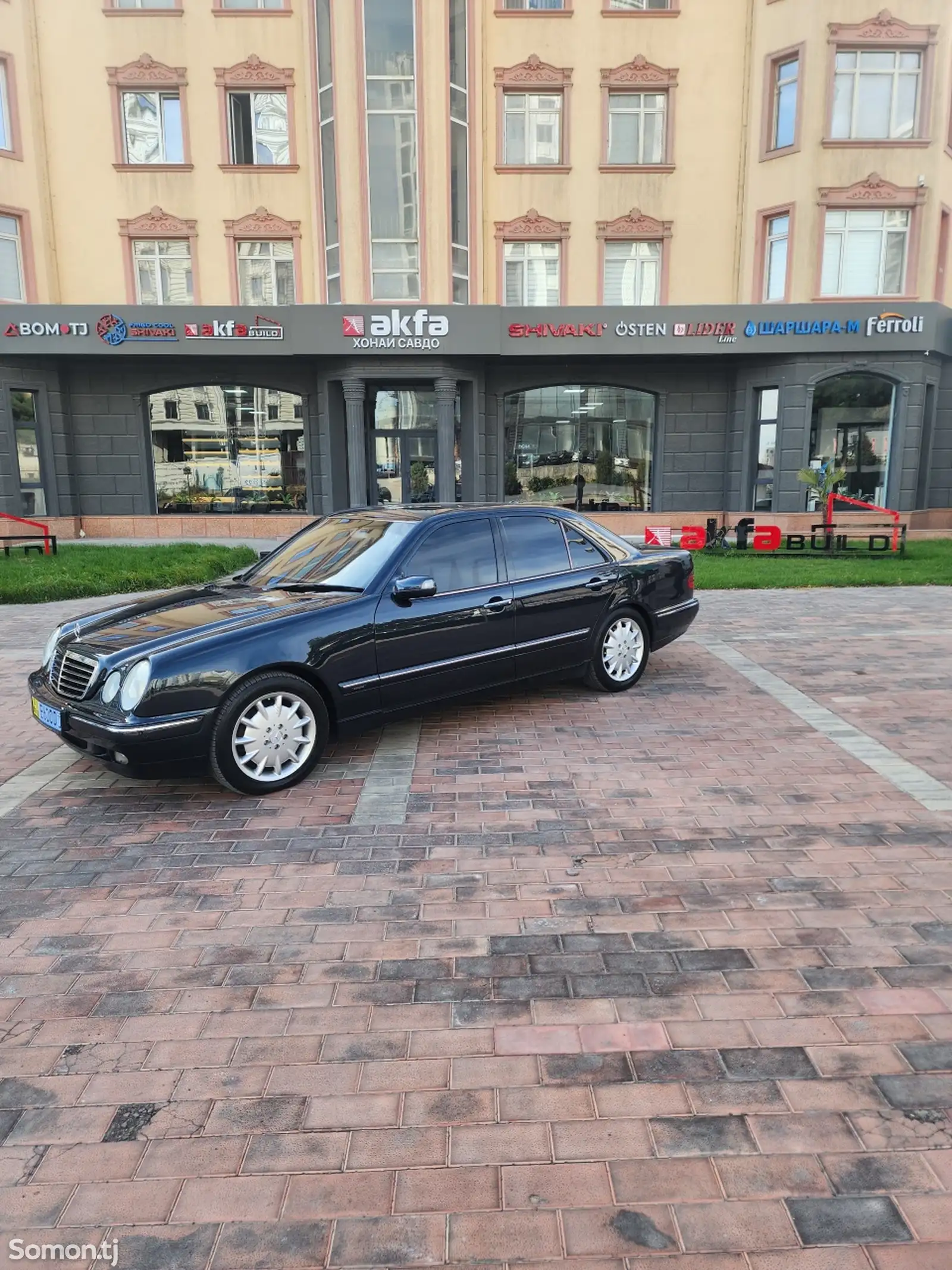 Mercedes-Benz E class, 2000-8