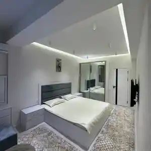 2-комн. квартира, 13 этаж, 64м², ОВИР