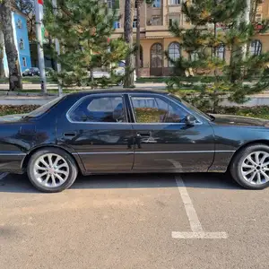 Lexus LS series, 1992