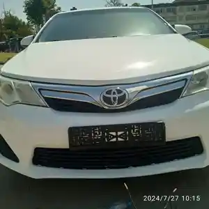 Toyota Camry, 2012