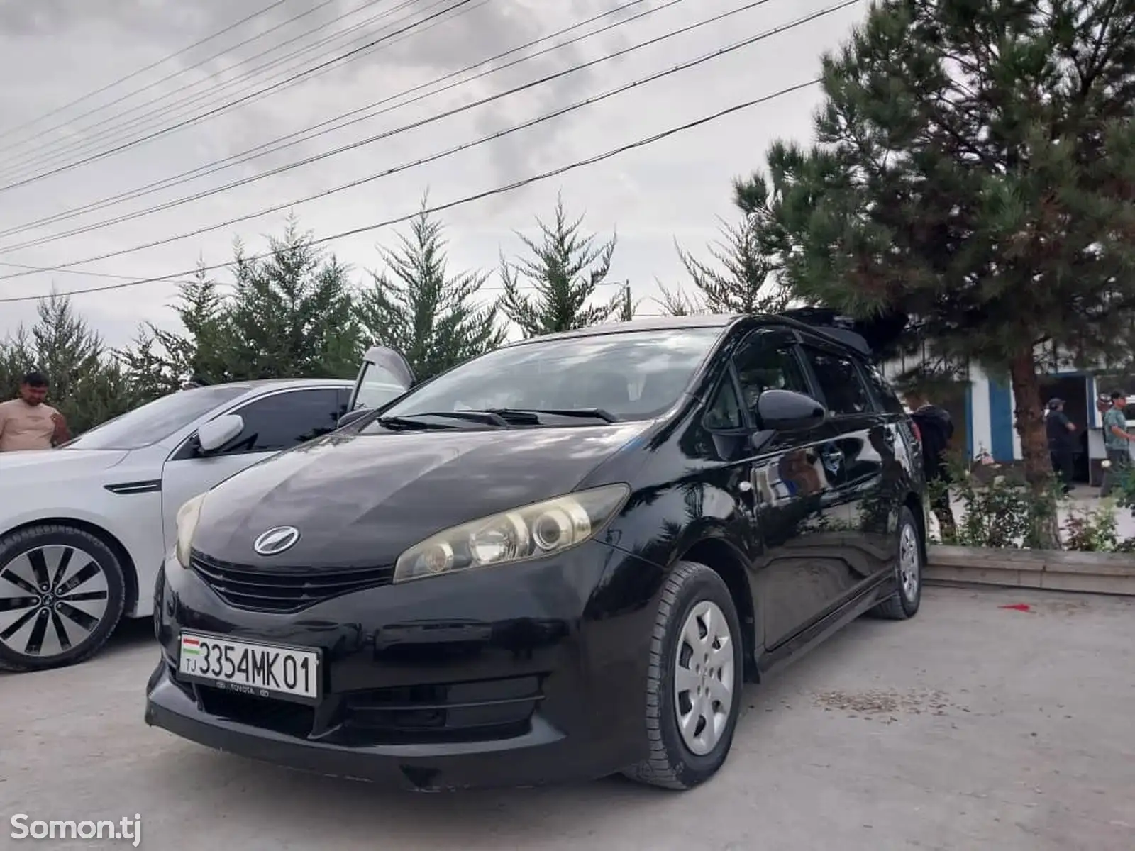 Toyota Wish, 2011-1