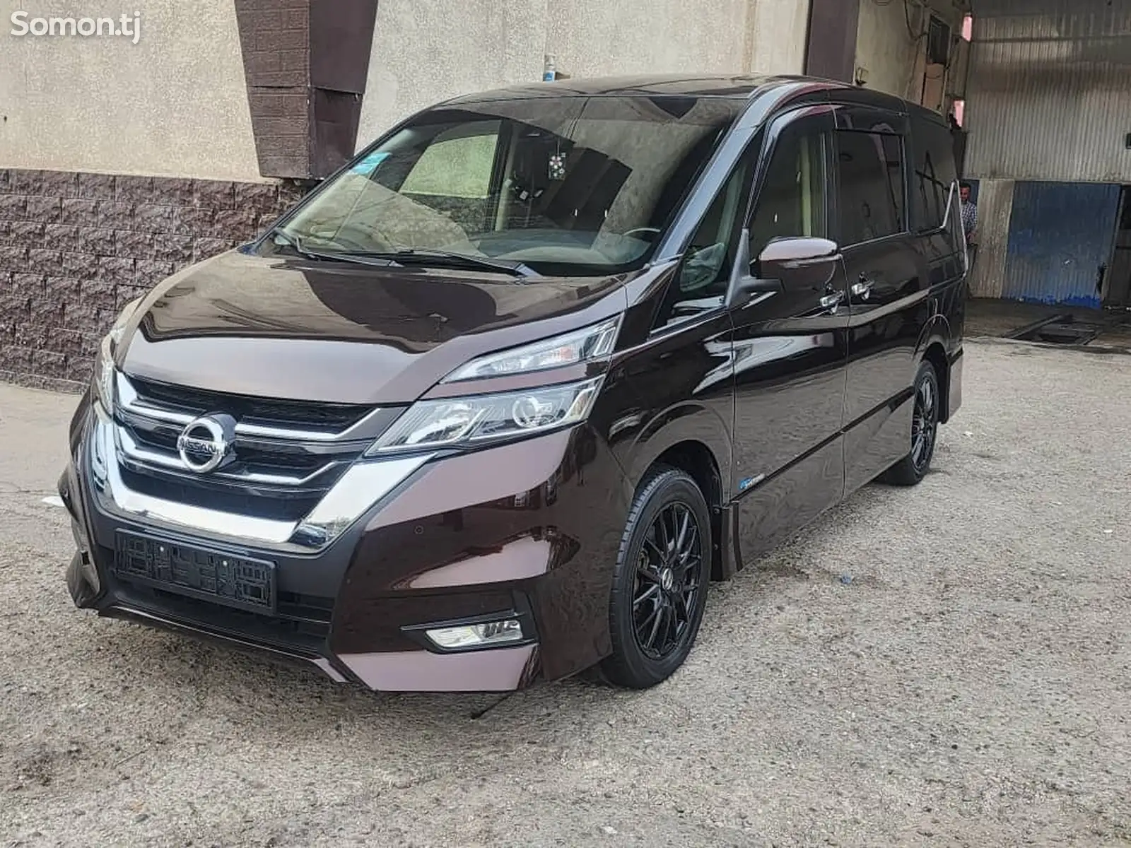 Nissan Serena, 2020-14