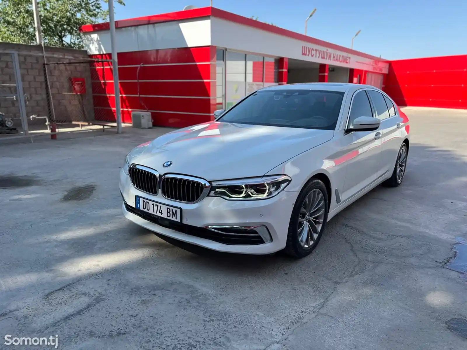 BMW 5 series, 2020-4