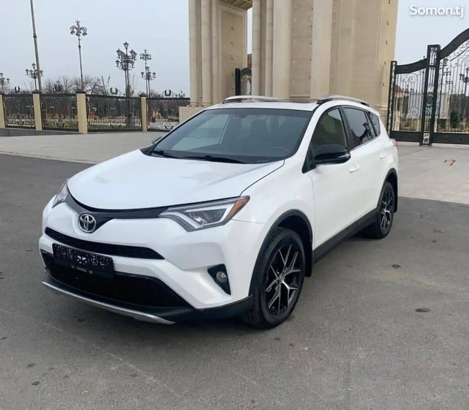 Toyota RAV 4, 2016-6