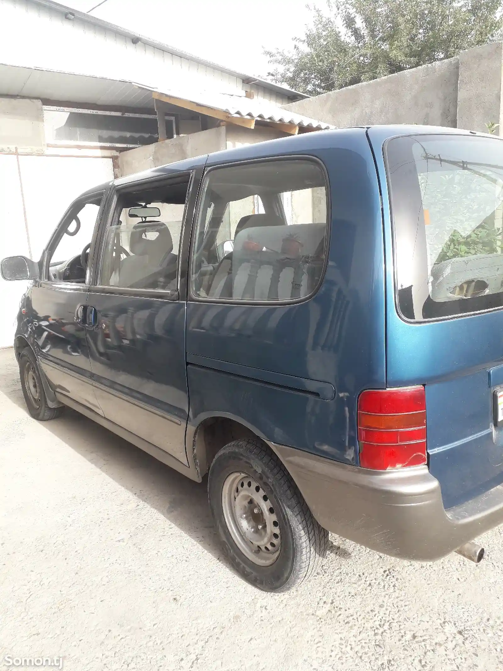 Nissan Serena, 2000-4