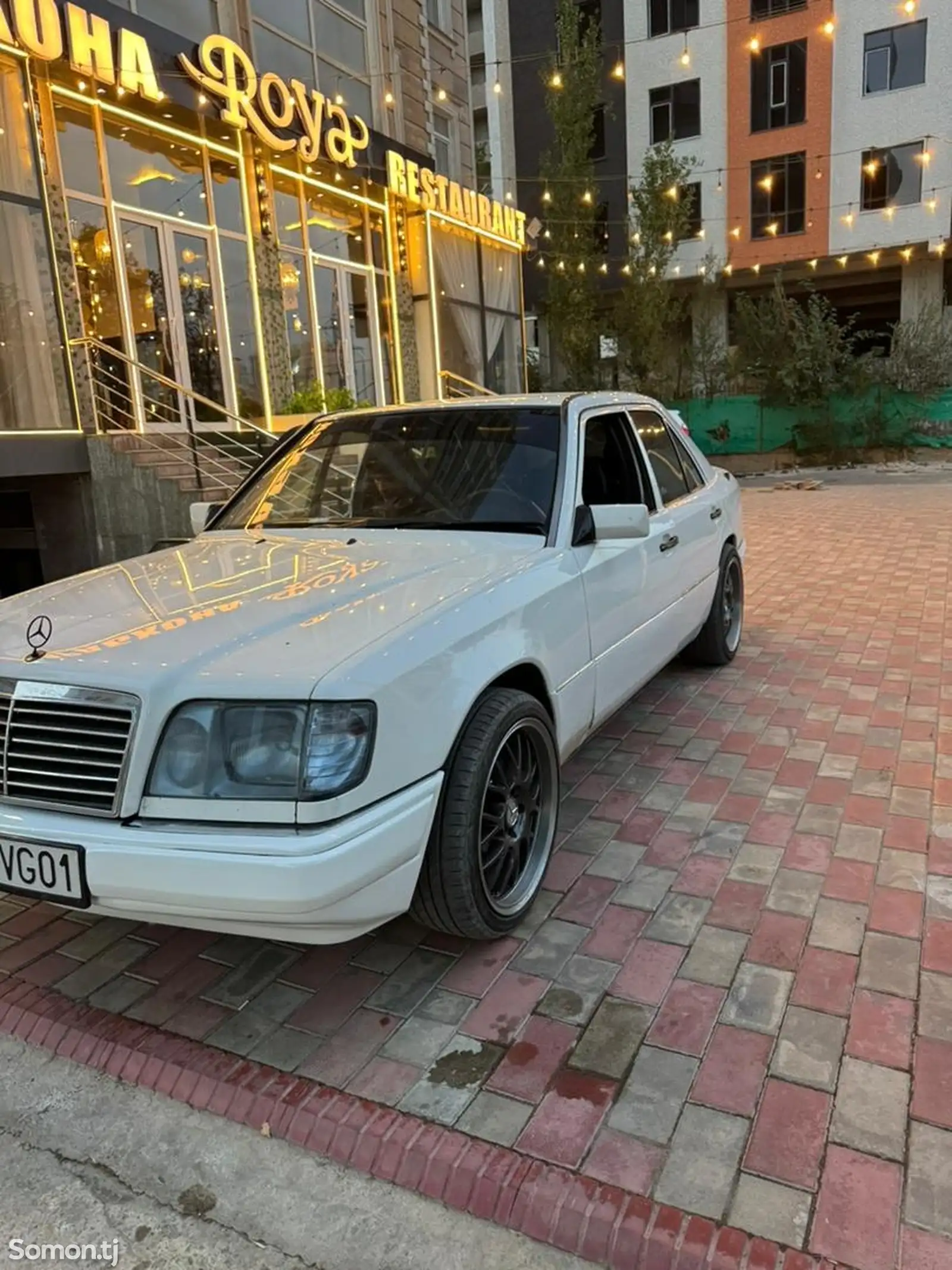 Mercedes-Benz W124, 1994-5