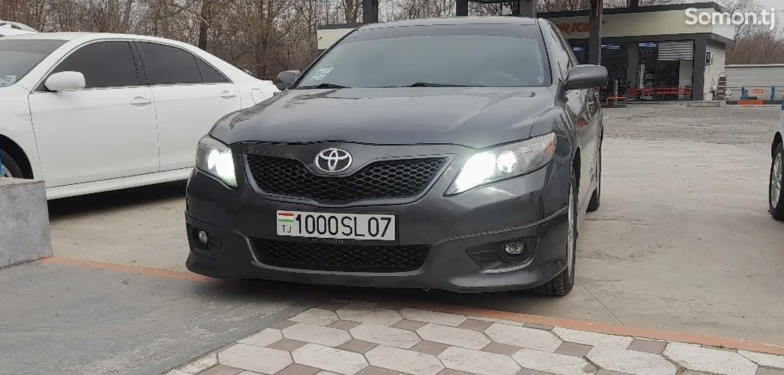 Toyota Camry, 2010-1