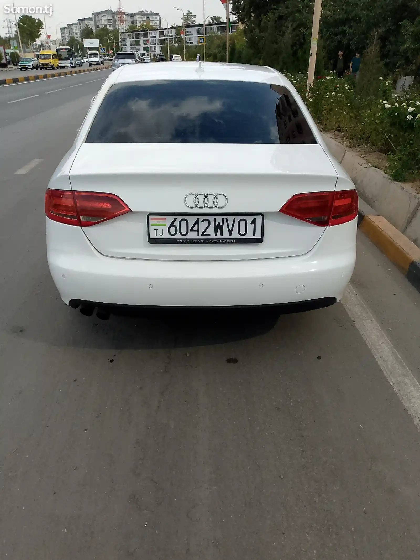 Audi A4, 2010-4