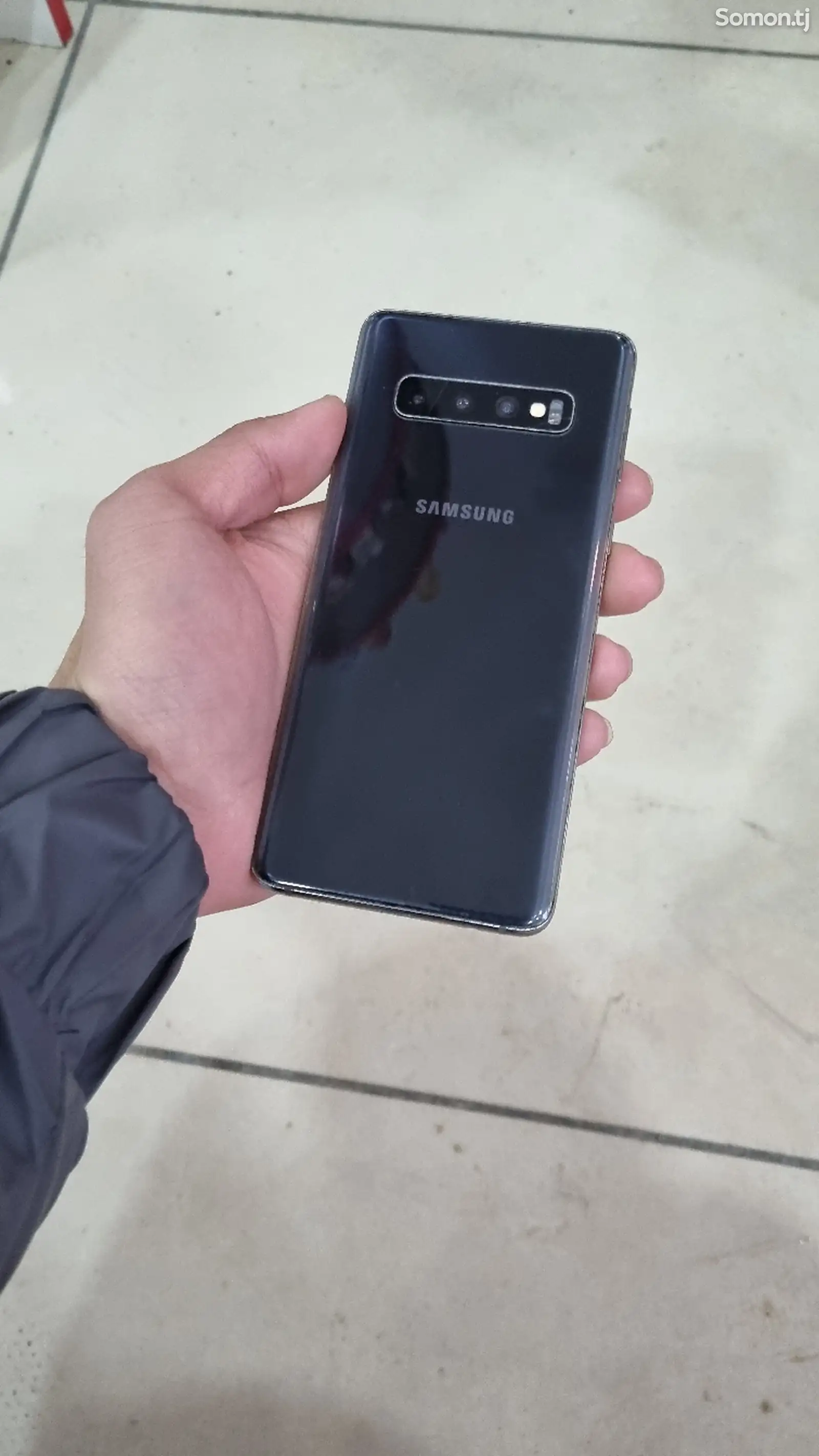 Samsung Galaxy S10-1