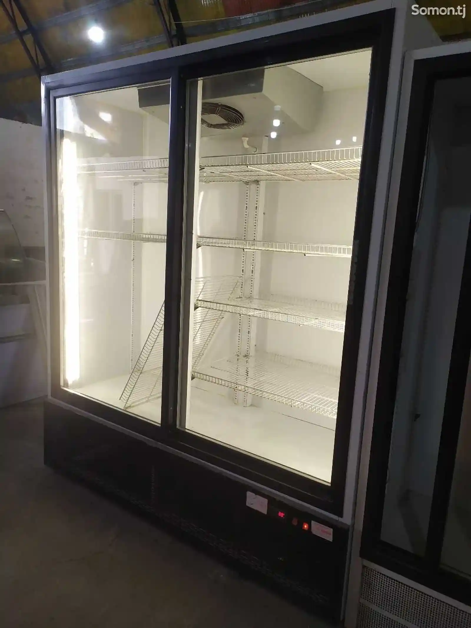 Холодильник шкаф купе premier 1.6-4