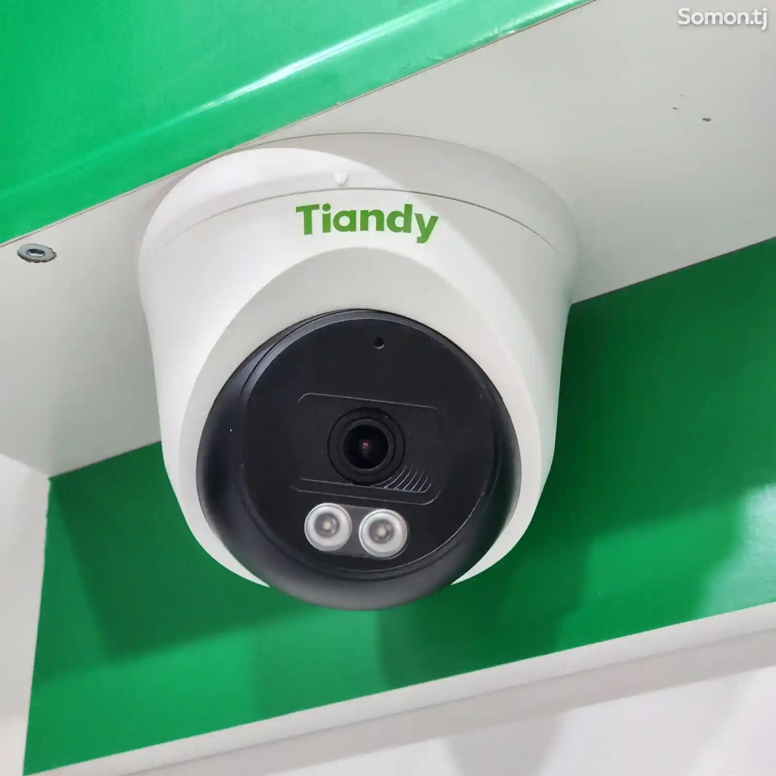 Камера купольная Tiandy IP 2MP TC-C32XN со звуком и цветное ночное изображение-1