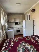 2-комн. квартира, 5 этаж, 60м², Профсоюз-3