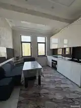 2-комн. квартира, 11 этаж, 74м², Сино-8