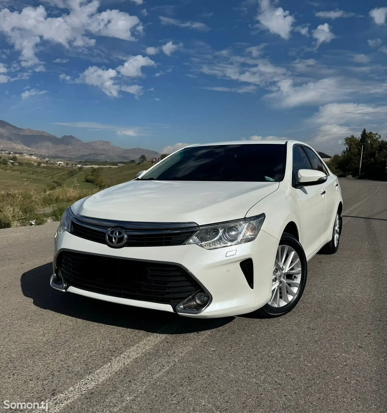 Toyota Camry, 2015-1