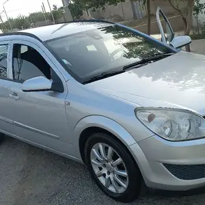 Opel Astra H, 2008