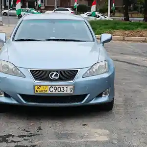 Lexus IS series, 2008